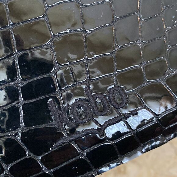 Roots Croc Embossed Leather Case - Kobo - iPad Mini/Tablet/eReader Case - Picture 6 of 7